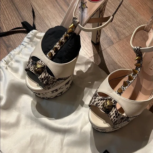 Gucci Women's Snakeskin and Cream Platform Sandals - Picture 3 of 5